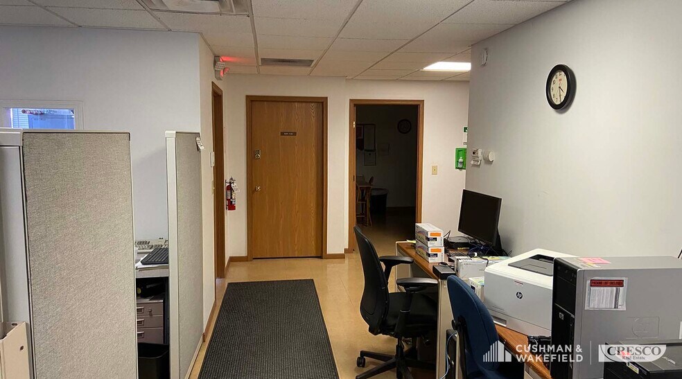 More Photos Of 14500 N Industrial Ave, Maple Heights Warehouse For Lease