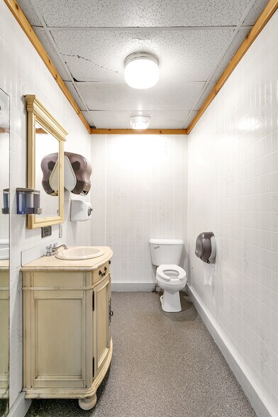 More Photos Of 277 N Gallatin Ave, Uniontown Apartments For Sale