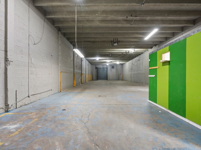 More Photos Of 17535 NW 2nd Ave, Miami Manufacturing For Sale
