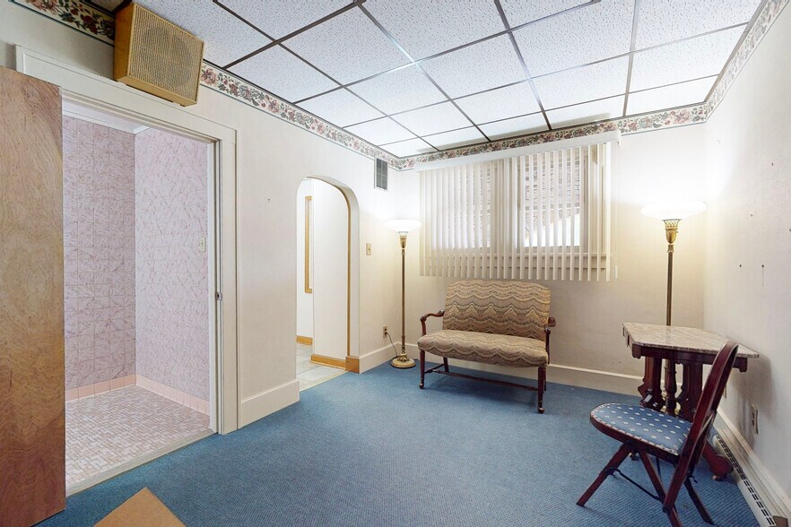 More Photos Of 3721 Main St, Weirton Funeral Home For Sale