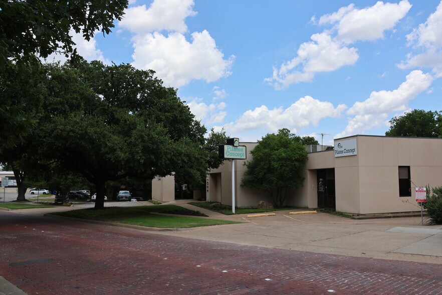 More Photos Of 4201 Camp Bowie Blvd, Fort Worth Medical For Lease
