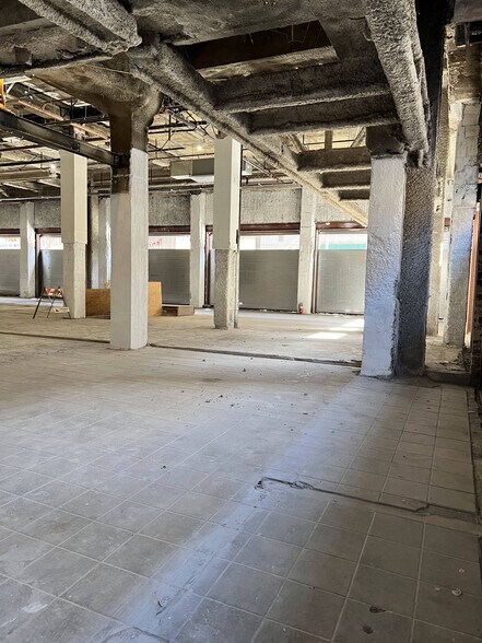 More Photos Of 601 S Broadway, Los Angeles Apartments For Lease