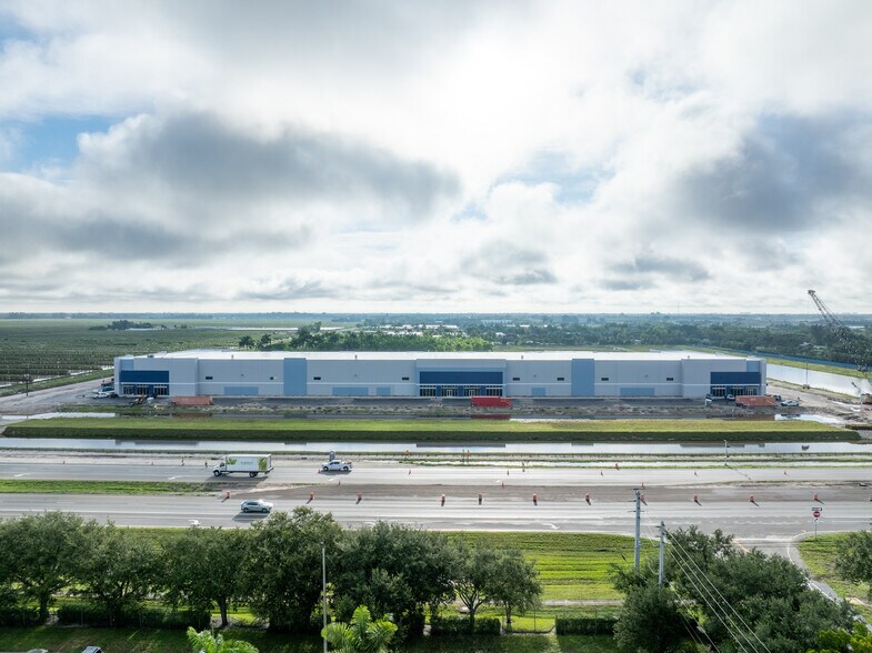 More Photos Of 14130 S State Road 7, Delray Beach Unknown For Lease