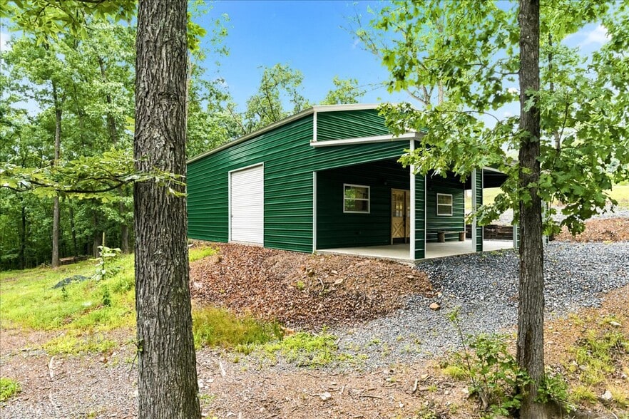 More Photos Of 1309 Redland Rd, Cross Junction Winery Vineyard For Sale