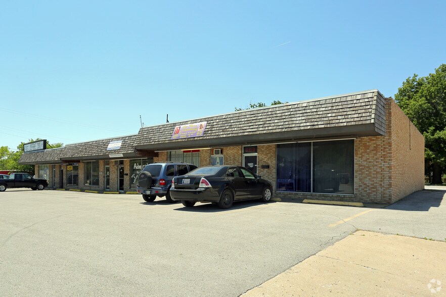 More Photos Of 502-512 S Sheridan Rd, Tulsa Unknown For Lease