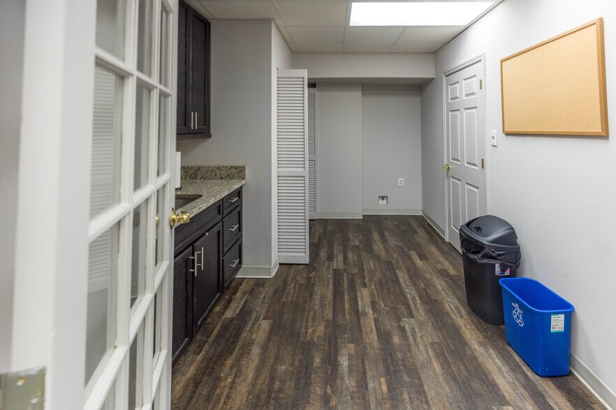 More Photos Of 118-120 W Adams St, Jacksonville Loft Creative Space For Lease