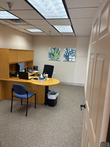 More Photos Of 2109 Parkway Dr, Saint Peters Industrial For Lease