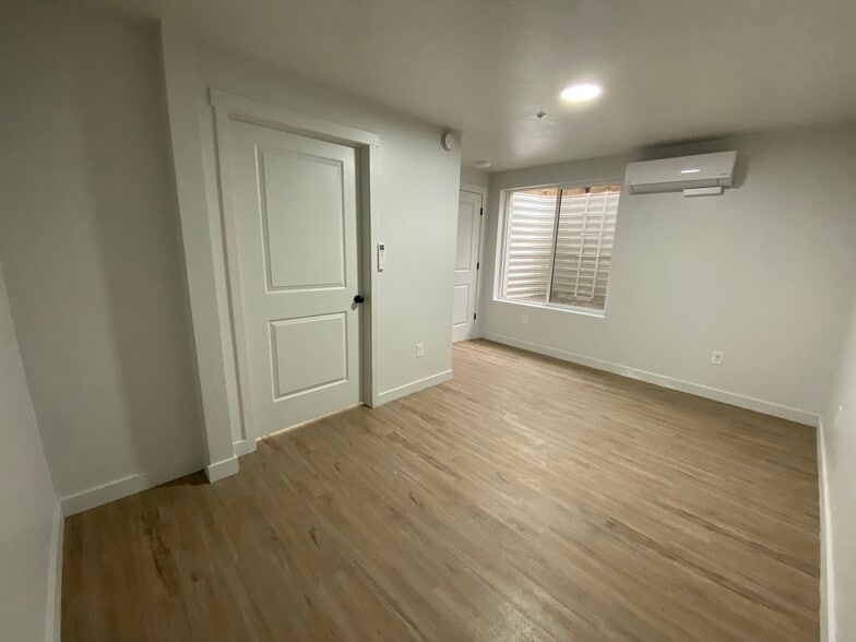 More Photos Of 404 E 5600 S, Salt Lake City Apartments For Sale