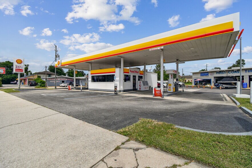 More Photos Of 2350 N Ponce De Leon Blvd, Saint Augustine Service Station For Sale