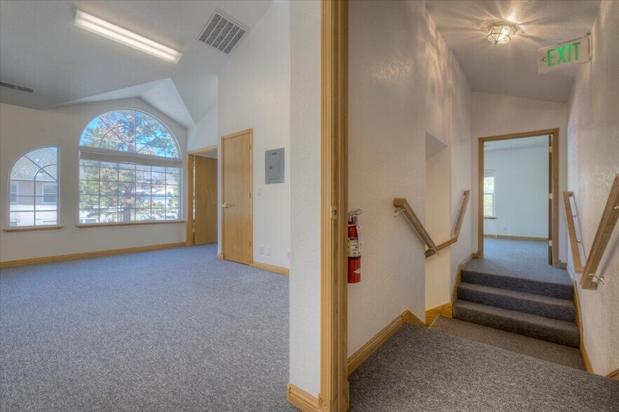 More Photos Of 545 Anderson St, Carson City Office For Sale