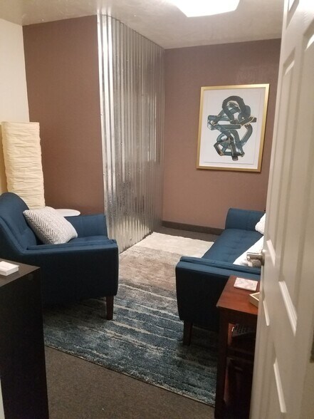 More Photos Of 2942 N 24th St, Phoenix Loft Creative Space For Lease