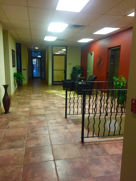 More Photos Of 601 Cien Rd, Kemah Unknown For Lease