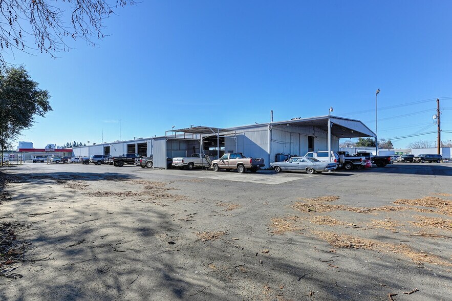 More Photos Of 1441 Richards Blvd, Sacramento Service For Lease