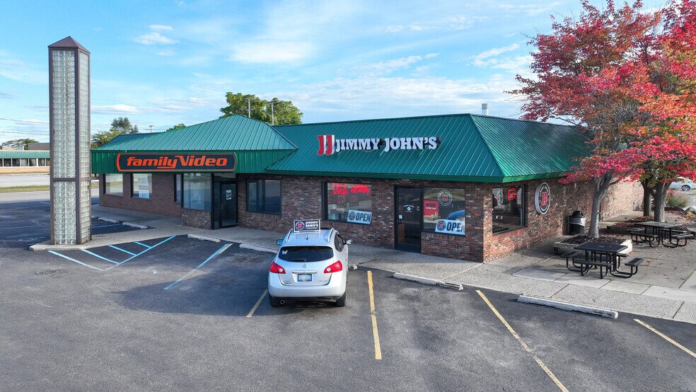 More Photos Of 5865 W US Highway 10, Ludington Storefront For Lease