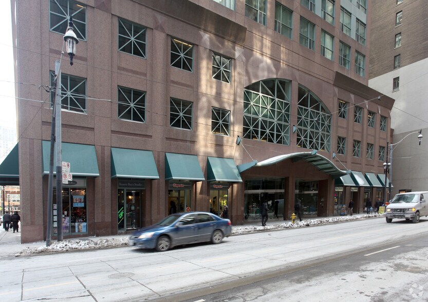 More Photos Of 7 King St E, Toronto Apartments For Lease