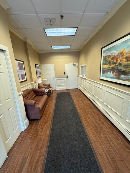 More Photos Of 66 S Tyson Ave, Floral Park Office For Sale