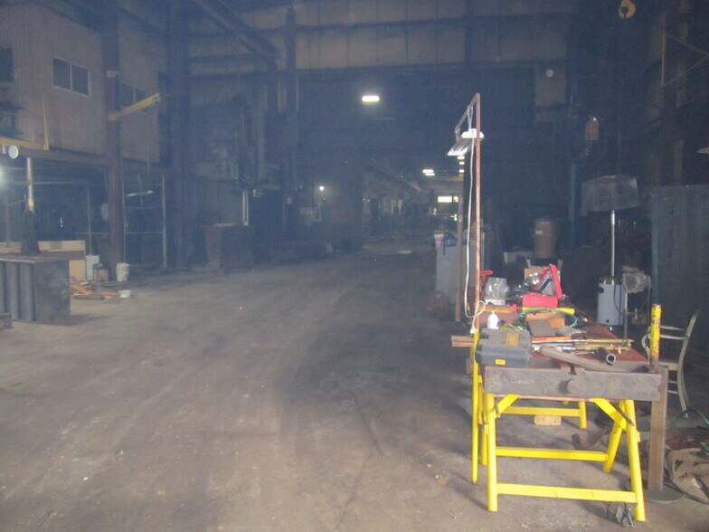More Photos Of 1028 Lower Elkton Rd, Columbiana Industrial For Sale