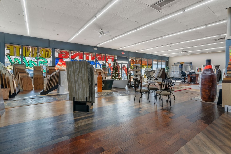 More Photos Of 8101 Grapevine Hwy, North Richland Hills Showroom For Sale