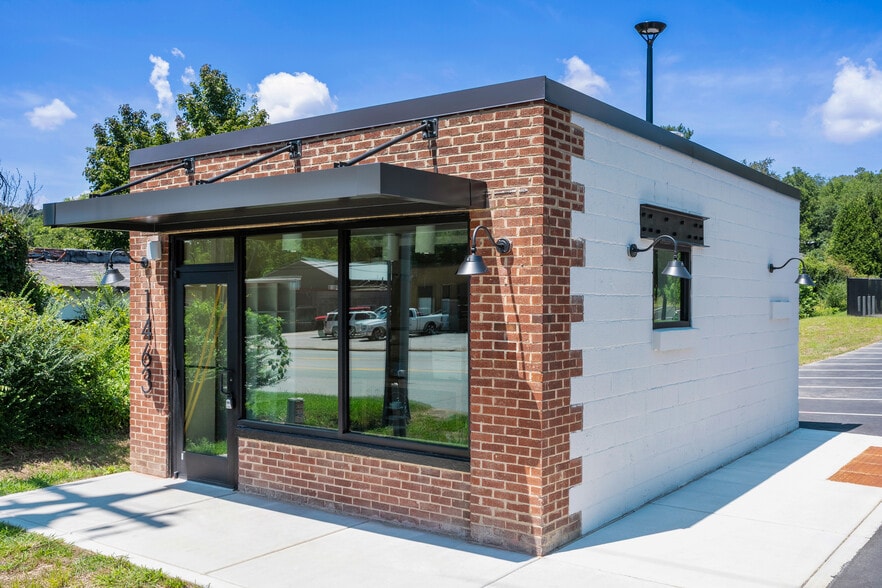 More Photos Of 1449 Smokey Park Hwy, Candler General Retail For Lease