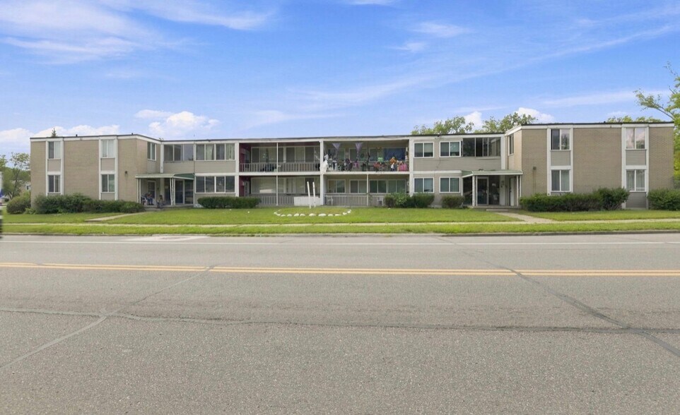 More Photos Of 19143 Berg Rd, Detroit Apartments For Sale
