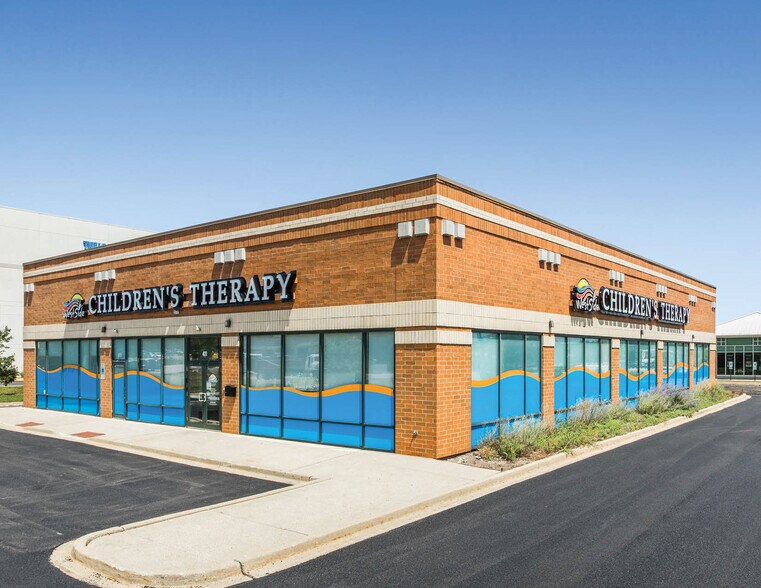 Primary Photo Of 411 E Geneva Rd, Carol Stream Freestanding For Sale