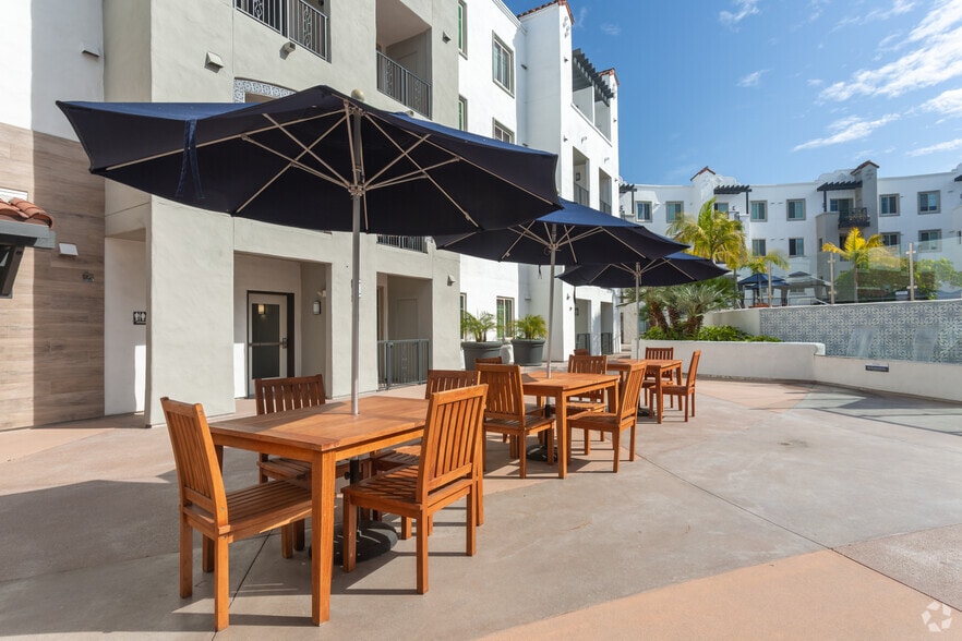 More Photos Of 5395 Napa St, San Diego Apartments For Lease