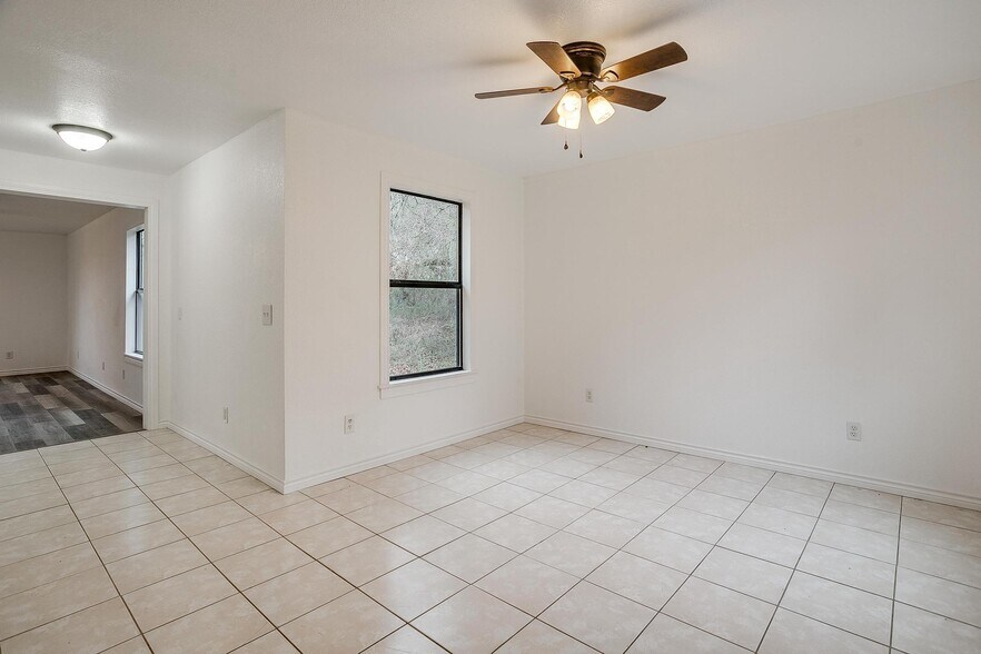 More Photos Of 4011 US-67, Cleburne Land For Sale
