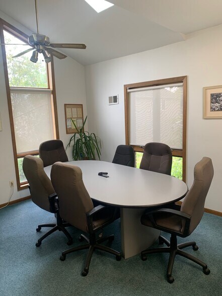 More Photos Of 35 Brant Ave, Clark Office For Sale