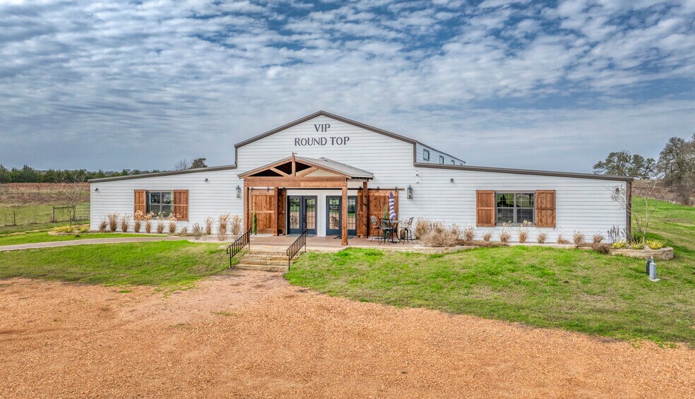 More Photos Of 2260 Texas 237, Round Top Warehouse For Lease