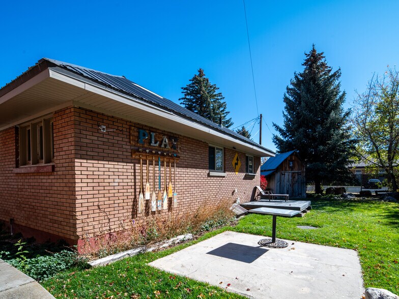 More Photos Of 237 S 7400 E, Huntsville Freestanding For Sale