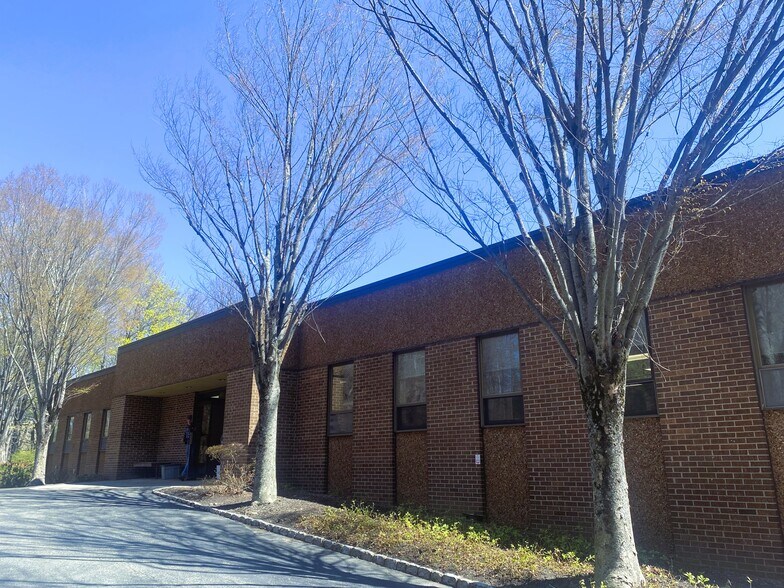 More Photos Of 150 N Finley Ave, Basking Ridge Medical For Lease
