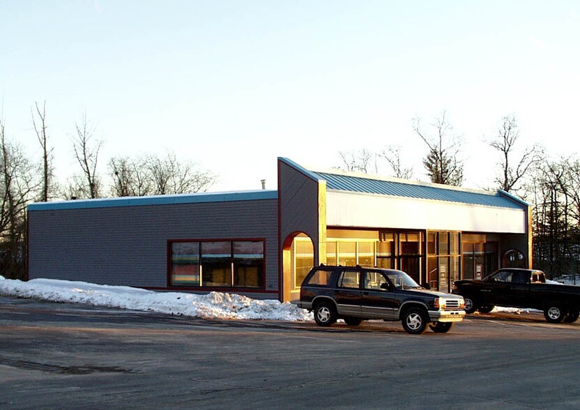 More Photos Of 416 Boston Post Rd E, Marlborough Storefront For Lease