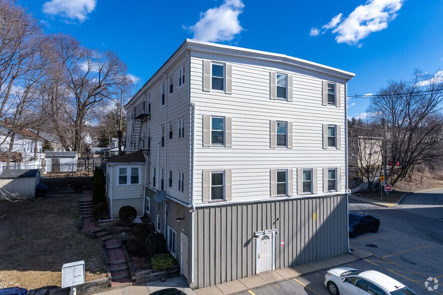 More Photos Of 1 Greystone Ave, North Providence Apartments For Sale