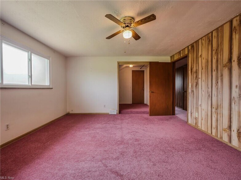 More Photos Of 31255 Lorain Rd, Cleveland Office Residential For Sale