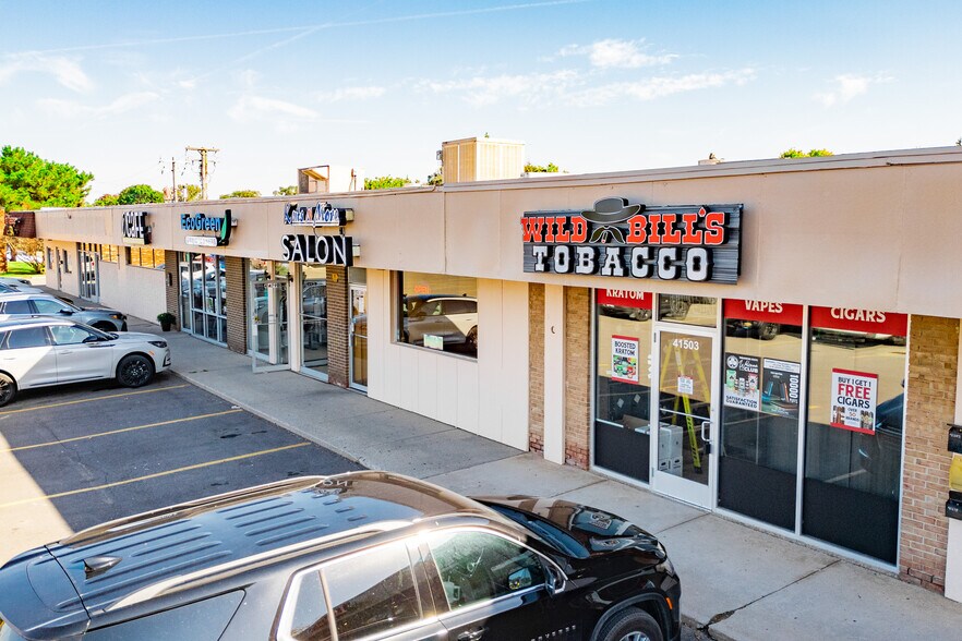 More Photos Of 41431-41583 W 10 Mile Rd, Novi Freestanding For Lease