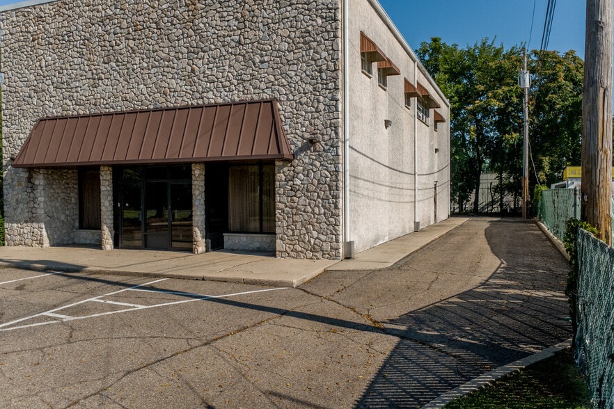 More Photos Of 329 Lincoln Hwy, Fairless Hills Warehouse For Sale