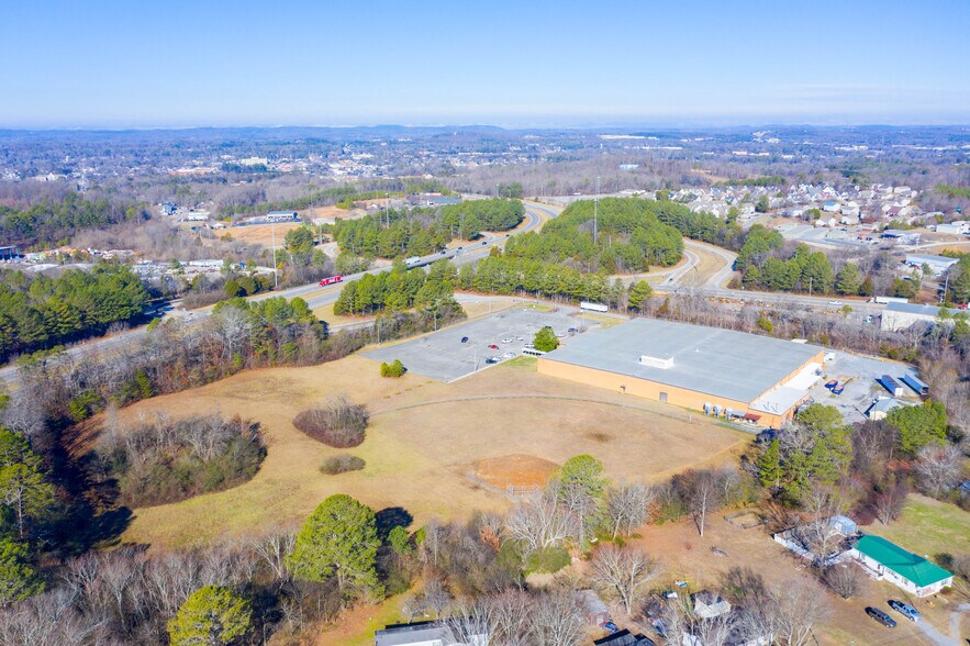 More Photos Of 2000 Overhead Bridge Rd NE, Cleveland Manufacturing For Sale