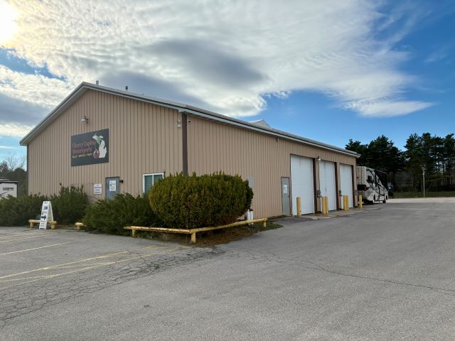 More Photos Of 7062 US Highway 31, Grawn Refrigeration Cold Storage For Lease