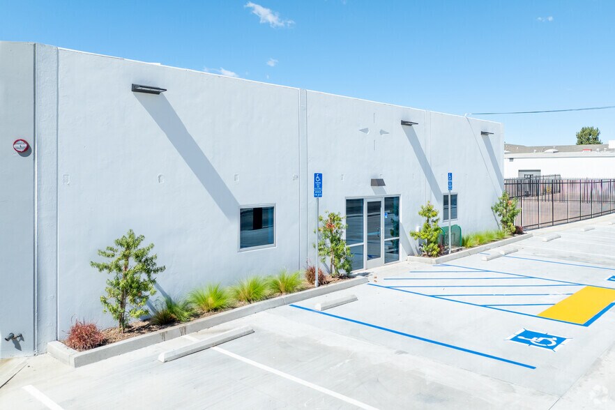 Primary Photo Of , Santa Ana Industrial For Sale