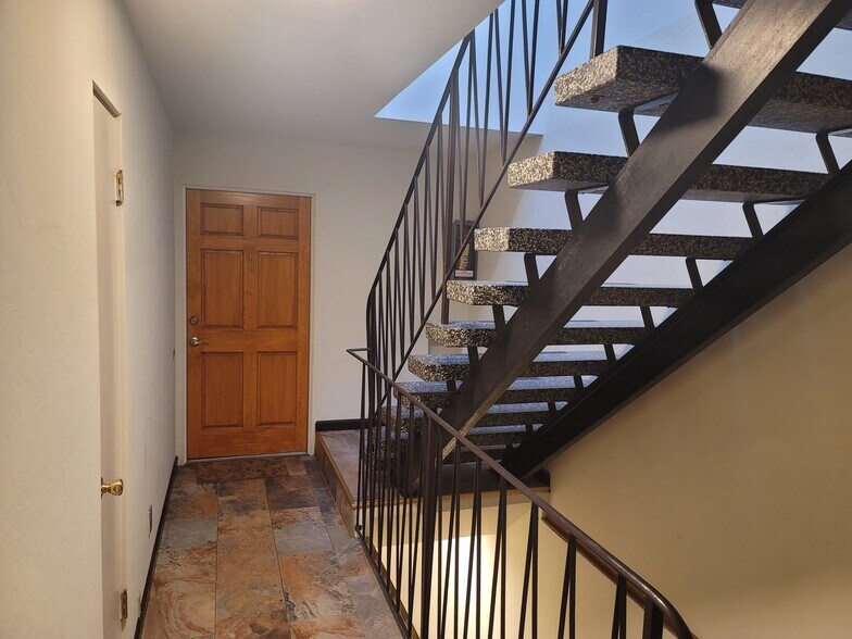 More Photos Of 132 Locksley Ave, San Francisco Multifamily For Sale