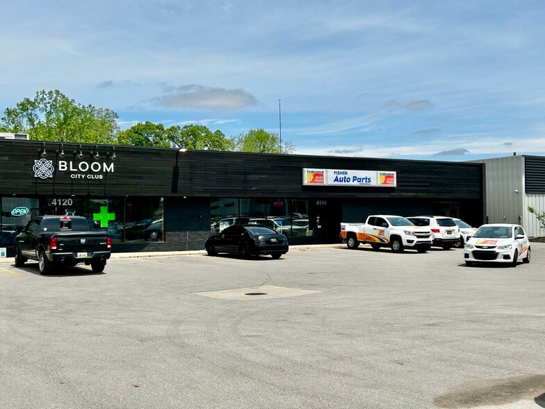 Primary Photo Of 4114-4120 W Stadium Dr, Kalamazoo Freestanding For Sale