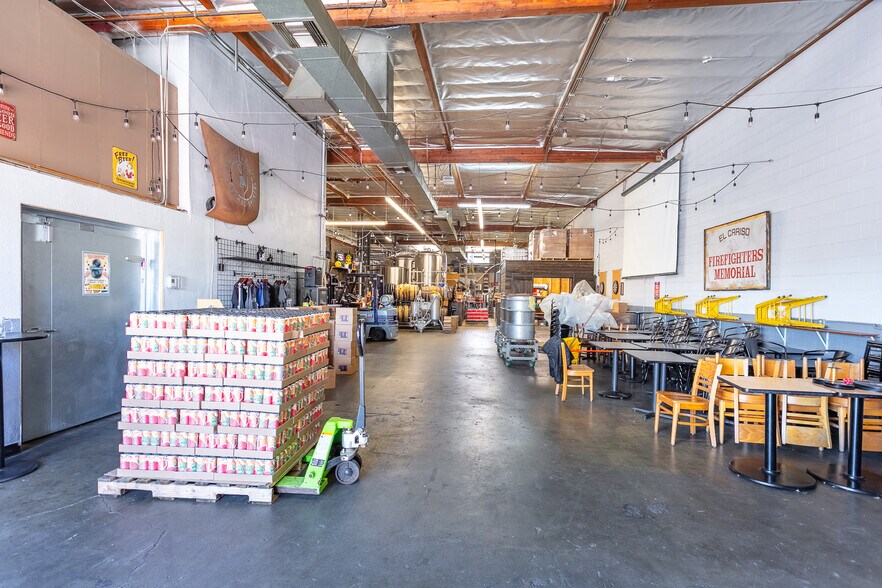 More Photos Of 425 Park Ave, San Fernando Warehouse For Sale