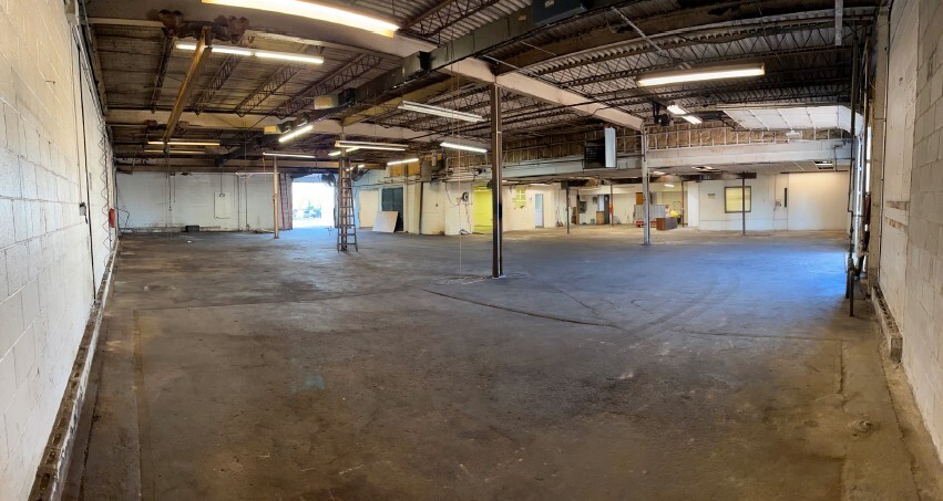 More Photos Of 1105 E Martin St, Indianapolis Flex For Sale