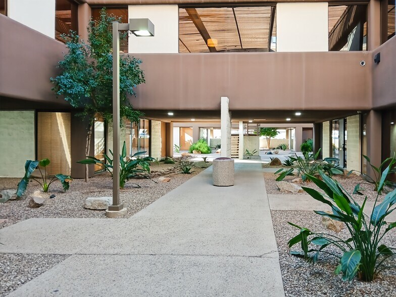 More Photos Of 3420 E Shea Blvd, Phoenix Coworking Space