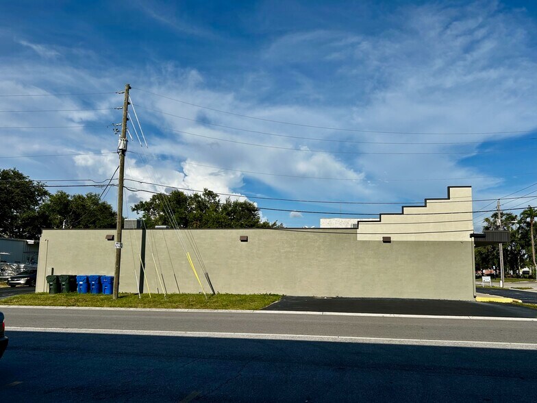 More Photos Of 1156 Jasper St, Largo General Retail For Sale