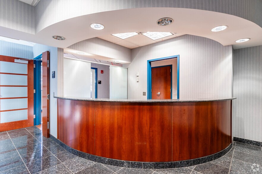 More Photos Of 630 Broad St, Carlstadt Medical For Lease