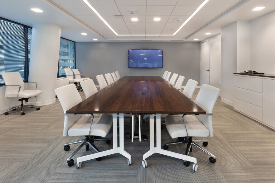 More Photos Of 1100 Wayne Ave, Silver Spring Unknown For Lease