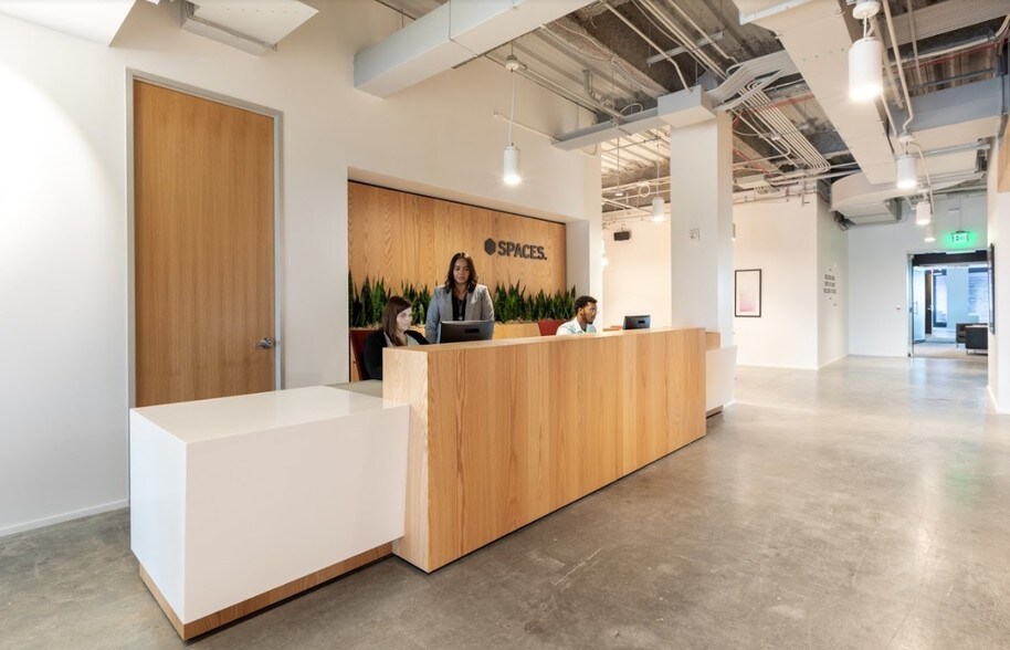 Primary Photo Of 711 N High St, Columbus Coworking Space