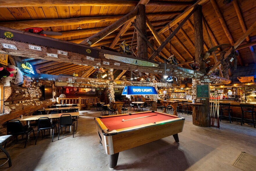 More Photos Of 7000 Graves Creek Rd, Lolo Bar For Sale