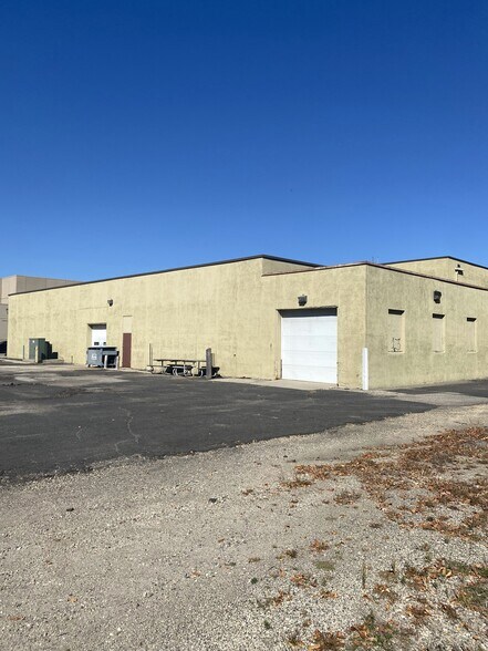 More Photos Of 310 2nd St NE, Austin Office For Sale